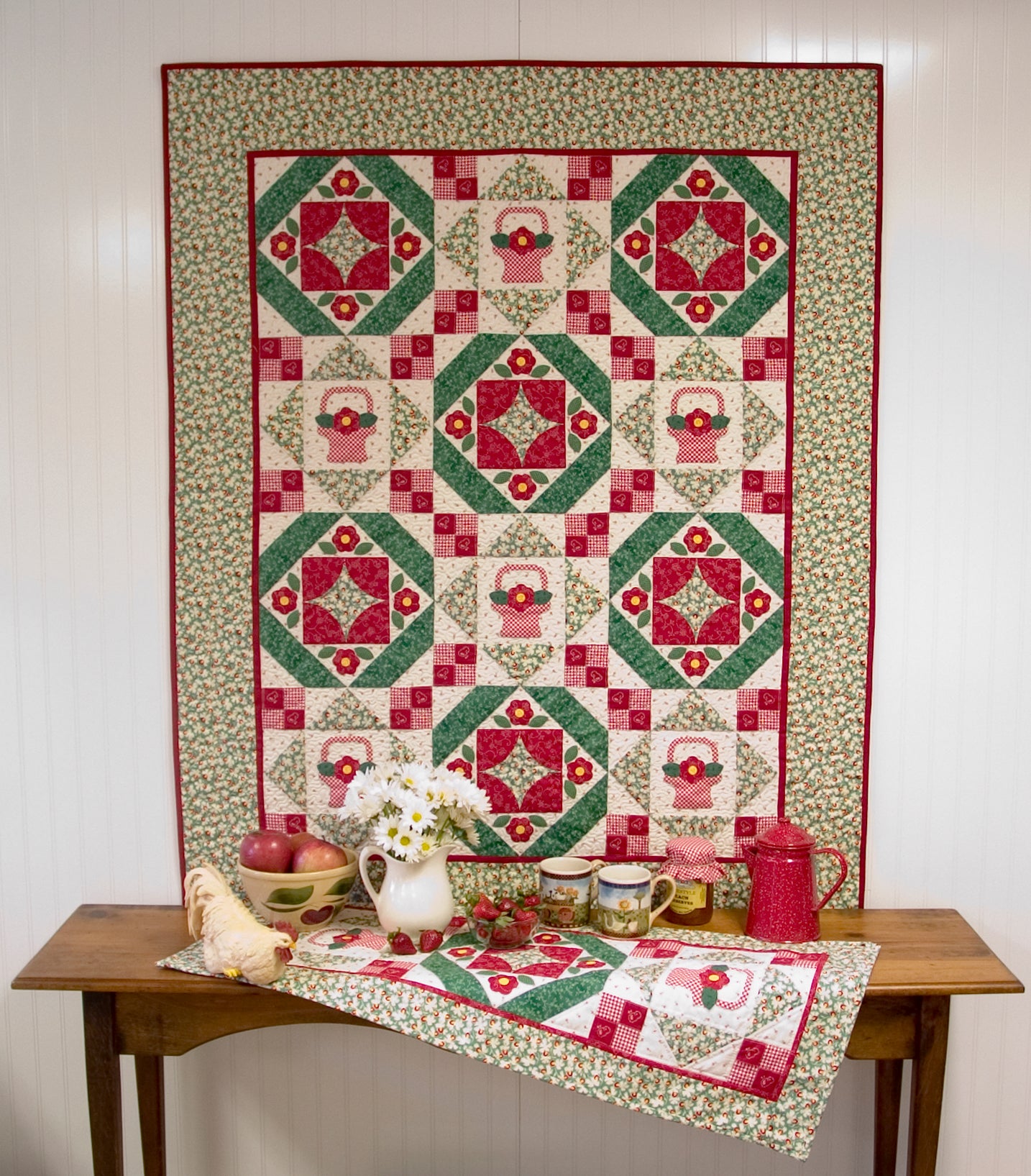 Summer Haven Finished Quilt: “Kitchen Window & Table Runner" quilts